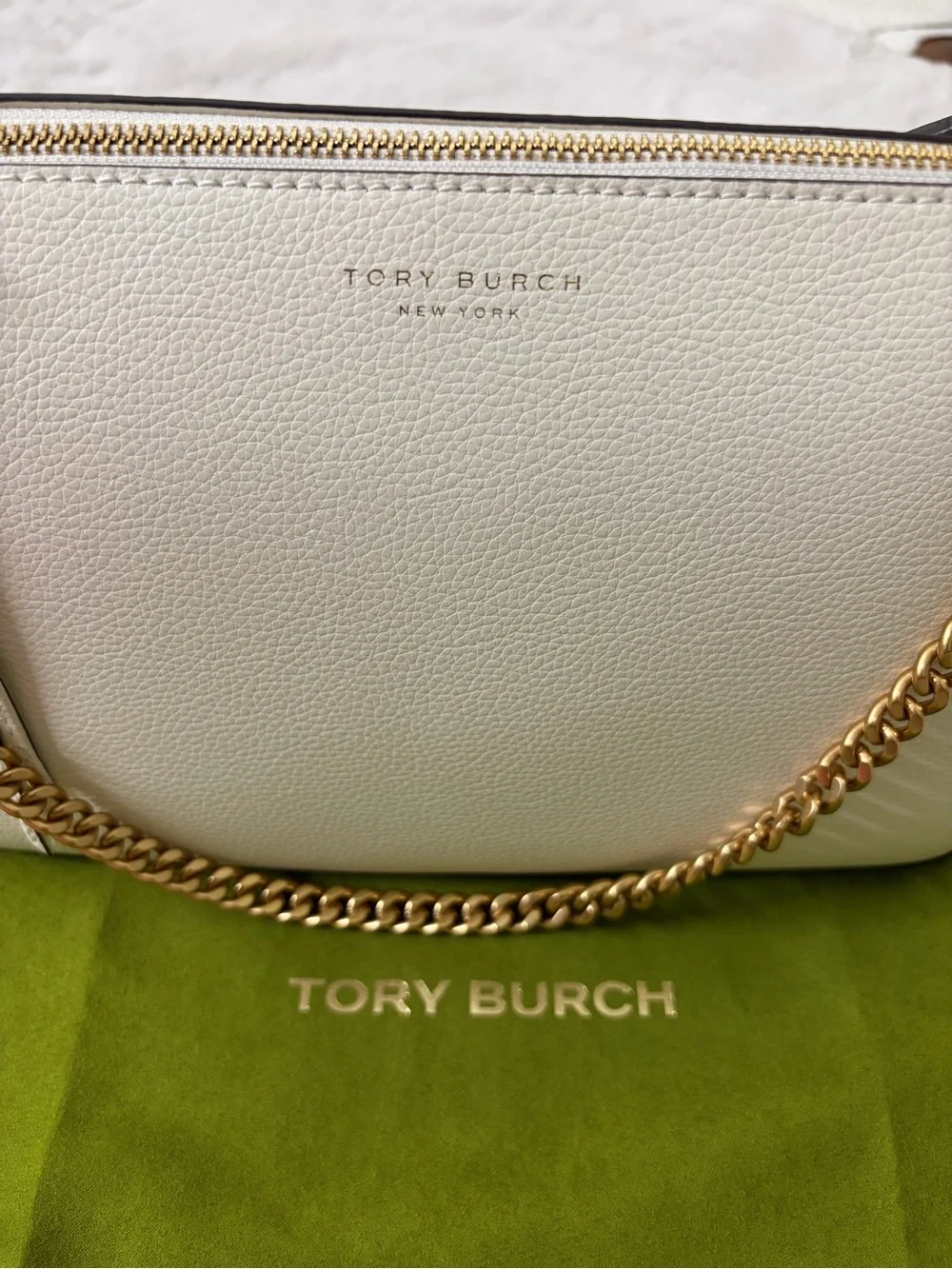 NWT Tory Burch Perry Shoulder Bag Warm White Pebbled Leather Chain Dust Bag